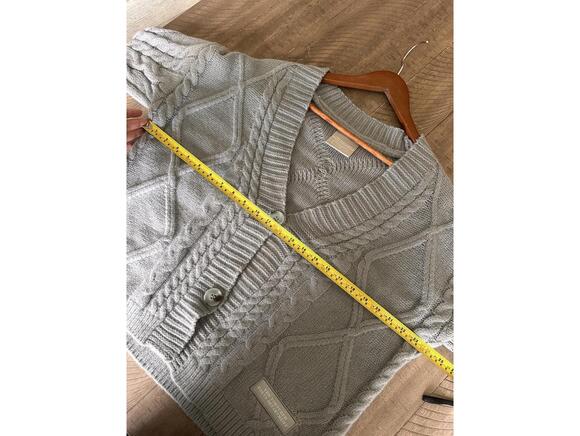 Taylor Swift Tortured Poets Department Gray Cardigan Knit Sweater Women’s XS/S - Picture 9 of 10